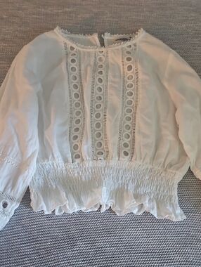 Lush - White Lace-Trim Peasant Blouse